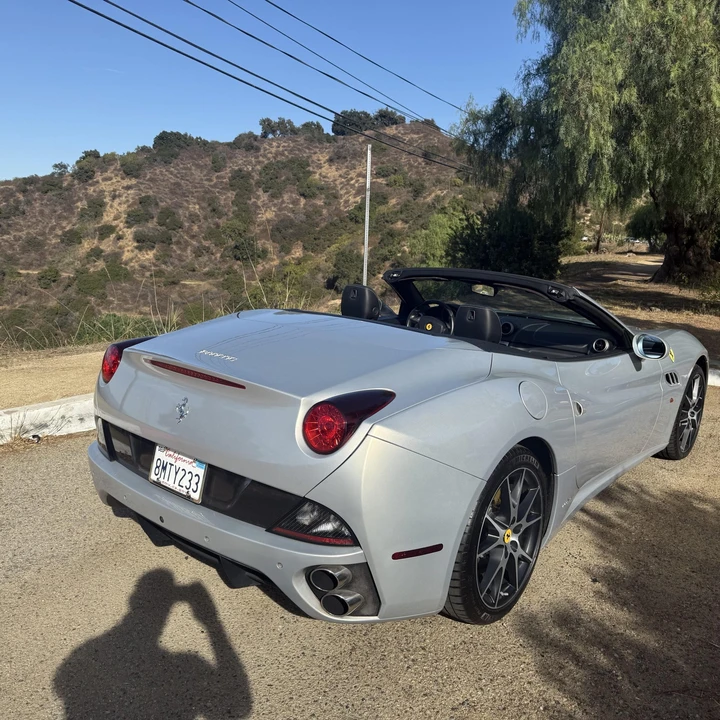2012 Ferrari California - Image 8 of 31