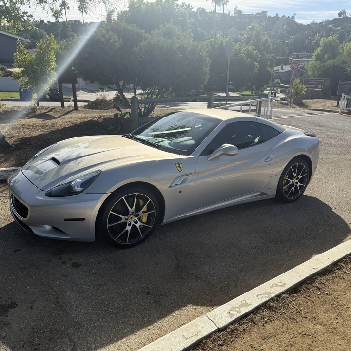 2012 Ferrari California - Image 14 of 31