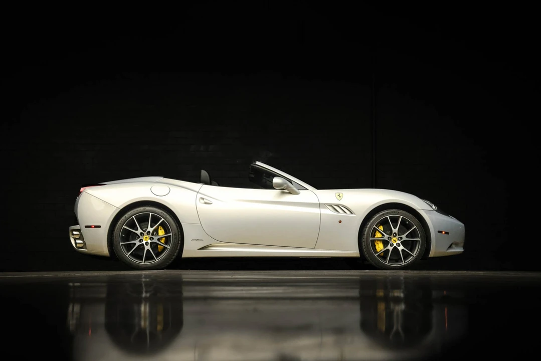 2012 Ferrari California - Image 30 of 31
