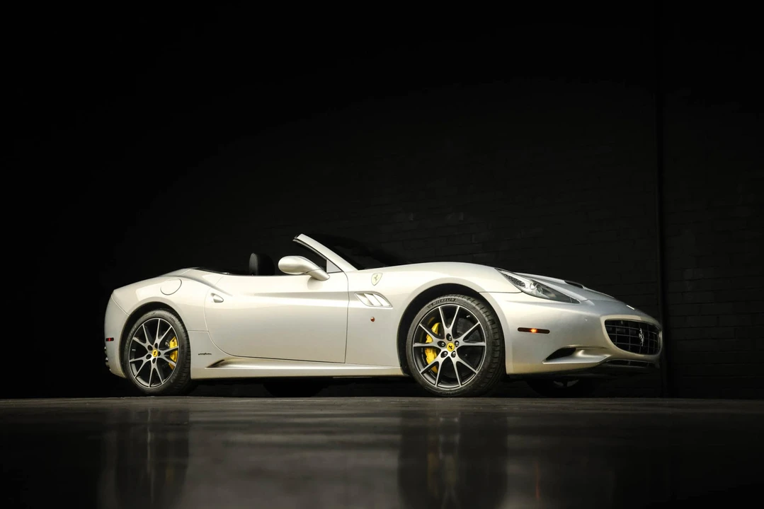 2012 Ferrari California - Image 28 of 31