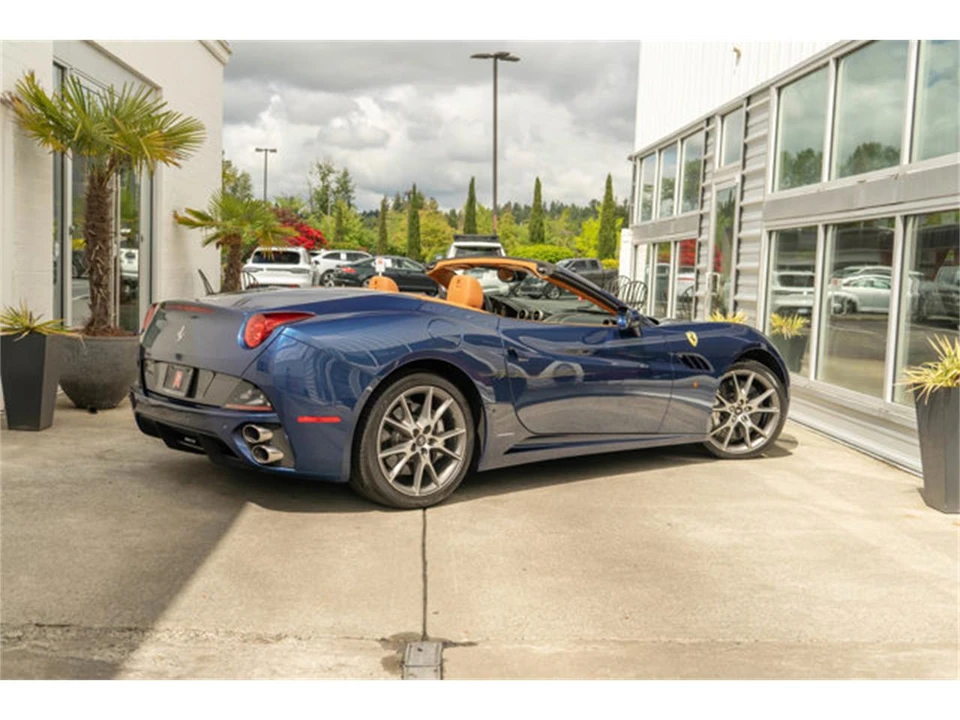 2012 Ferrari California - Image 7 of 12