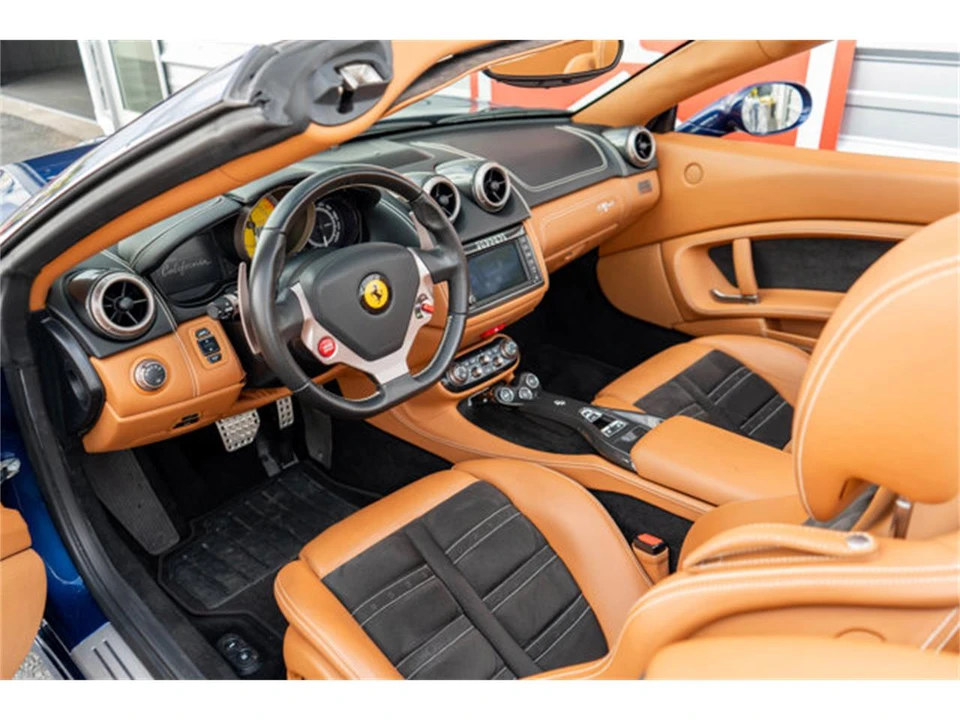 2012 Ferrari California - Image 10 of 12