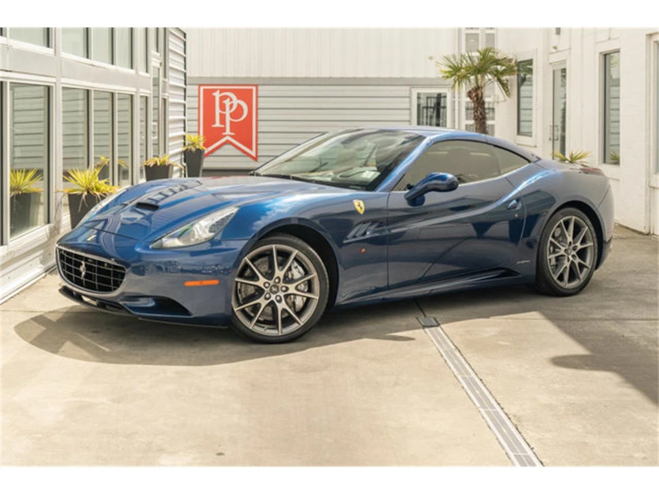 2012 Ferrari California - Image 9 of 12