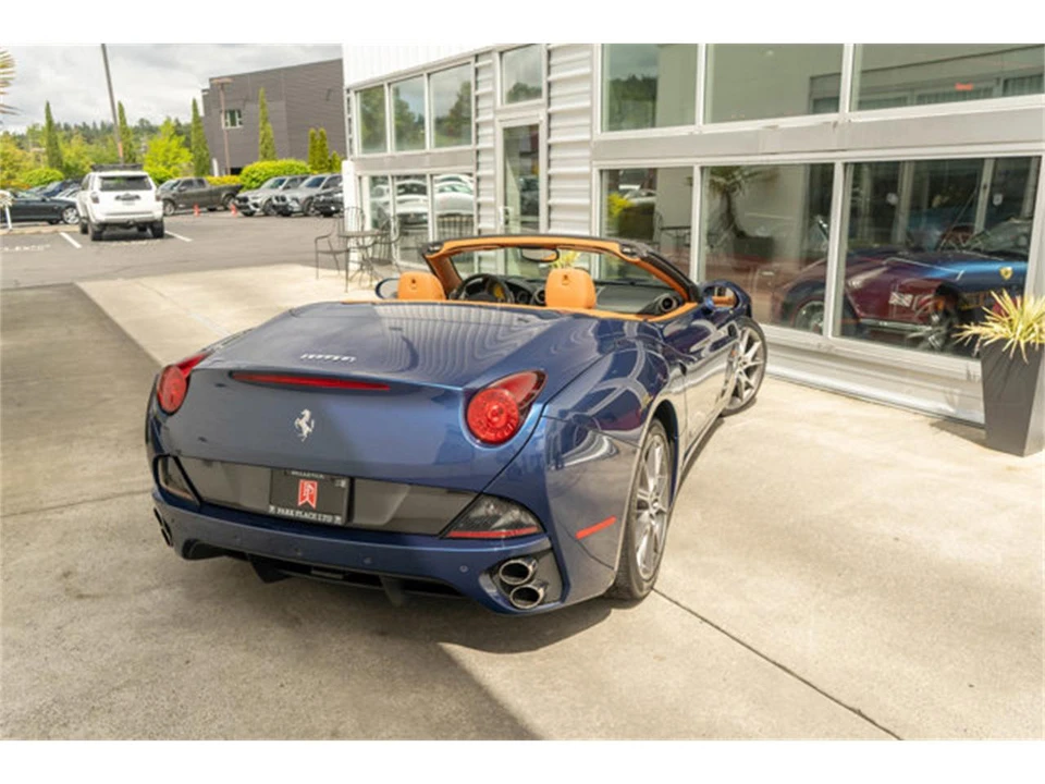 2012 Ferrari California - Image 6 of 12