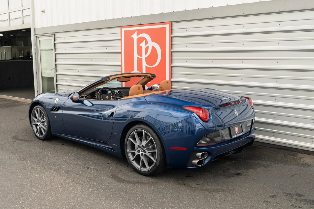 2012 Ferrari California - Image 29 of 31