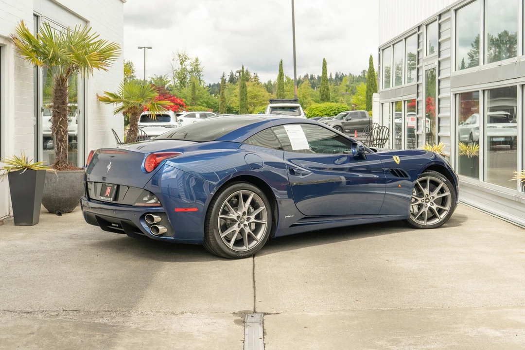 2012 Ferrari California - Image 7 of 31