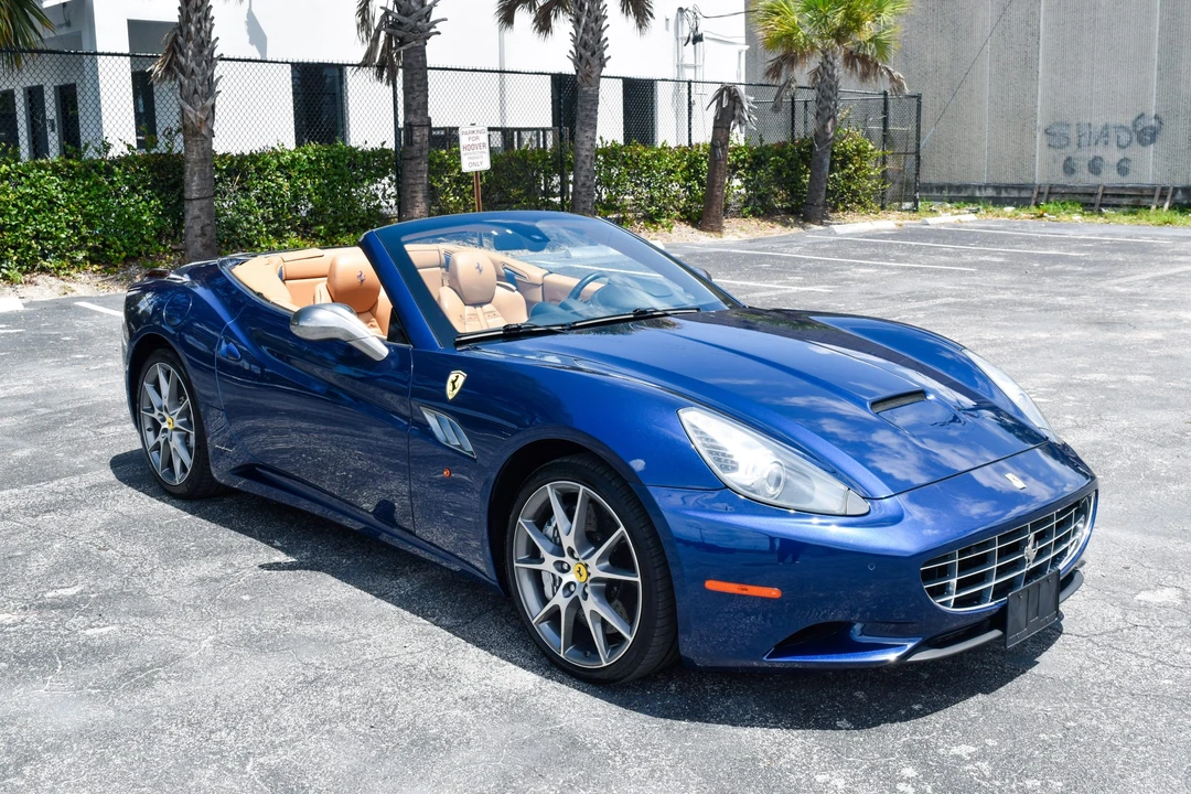 2012 Ferrari California - Image 10 of 31