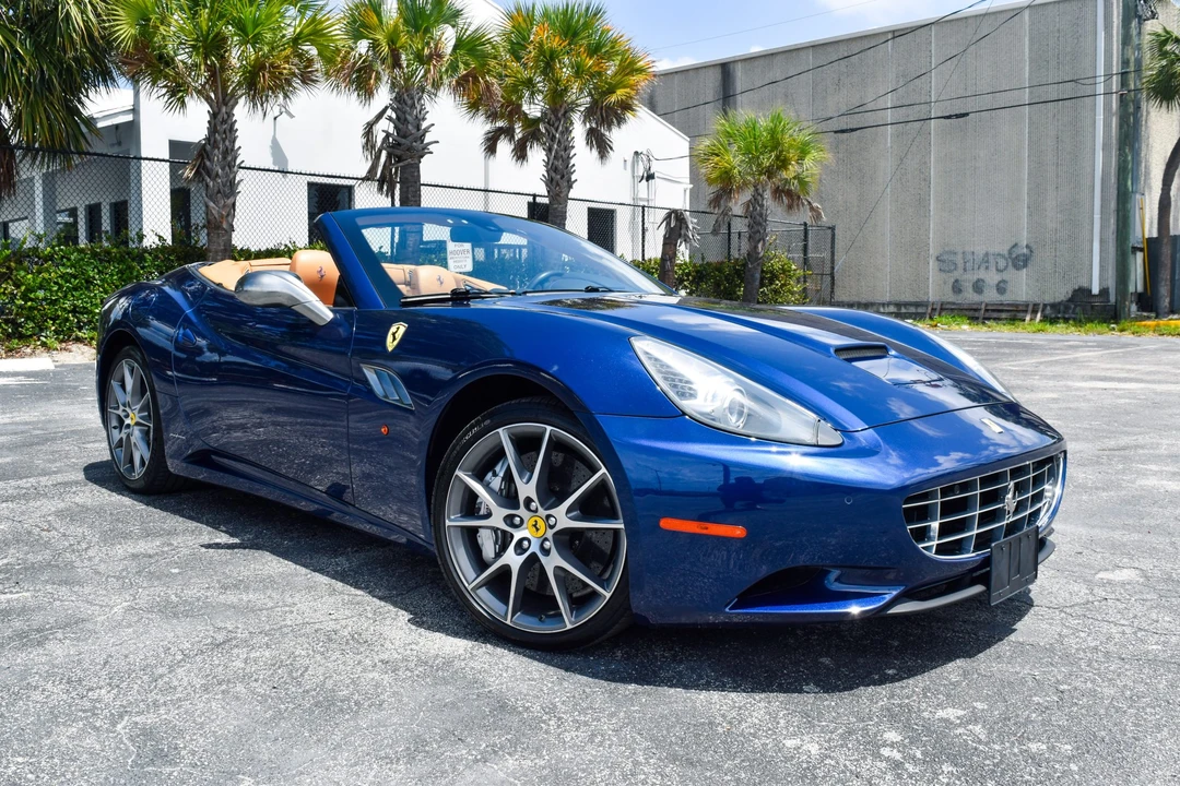 2012 Ferrari California - Image 13 of 31