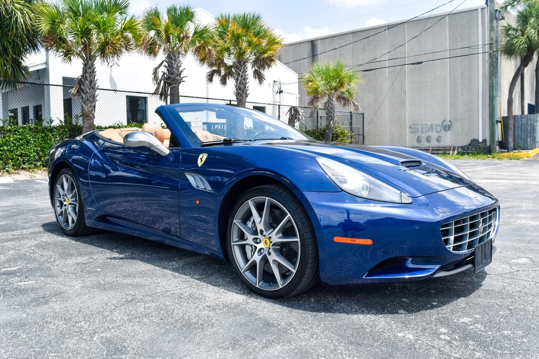 2012 Ferrari California - Image 15 of 31
