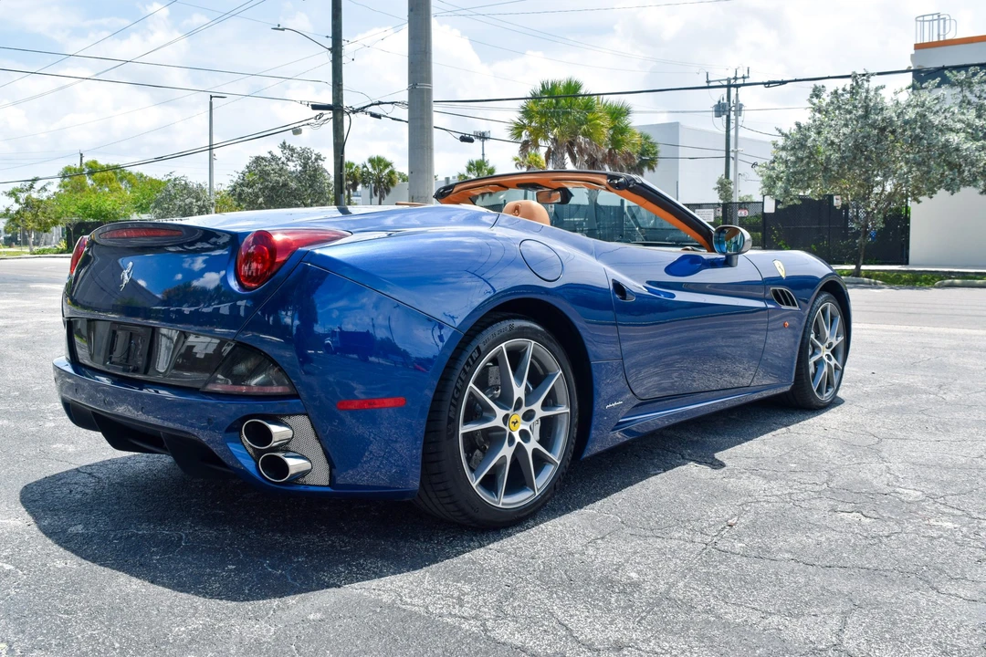 2012 Ferrari California - Image 27 of 31