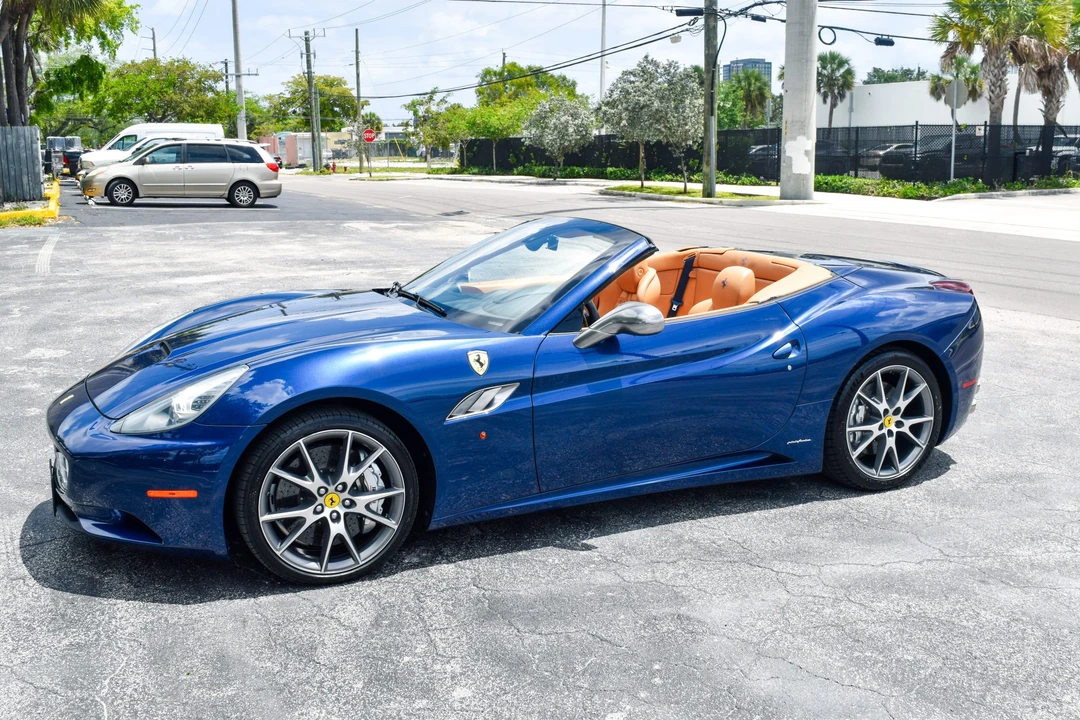 2012 Ferrari California - Image 3 of 31