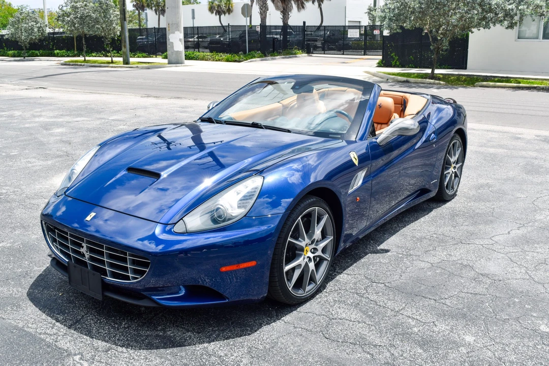 2012 Ferrari California - Image 9 of 31