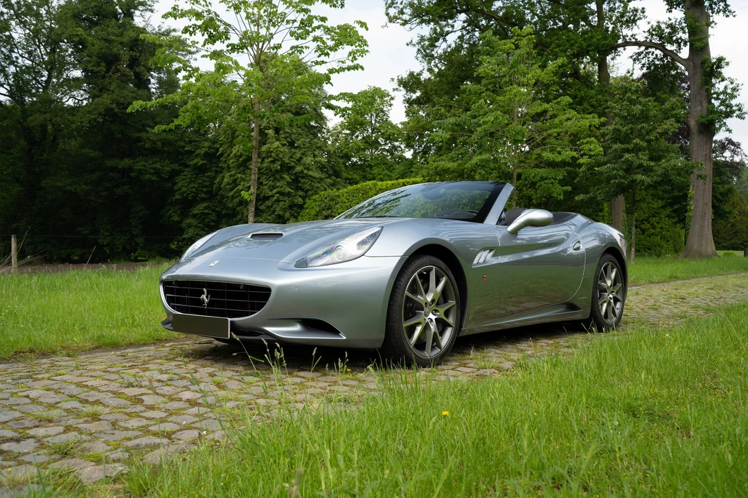 2012 Ferrari California - Image 4 of 31