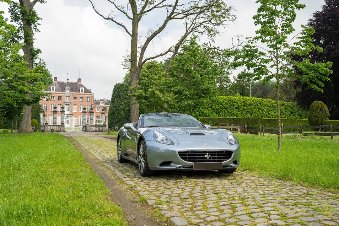 2012 Ferrari California - Image 19 of 31