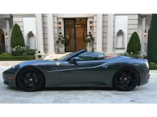 2012 Ferrari California - Image 2 of 9