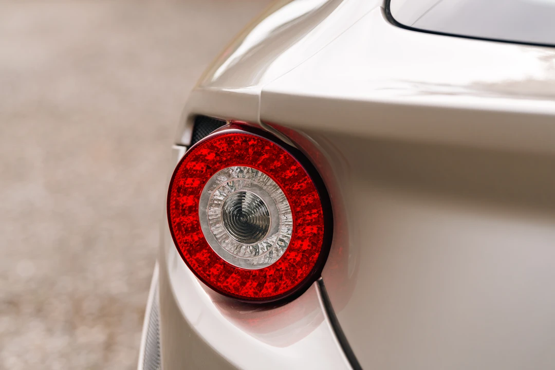 2012 Ferrari FF - Image 24 of 31