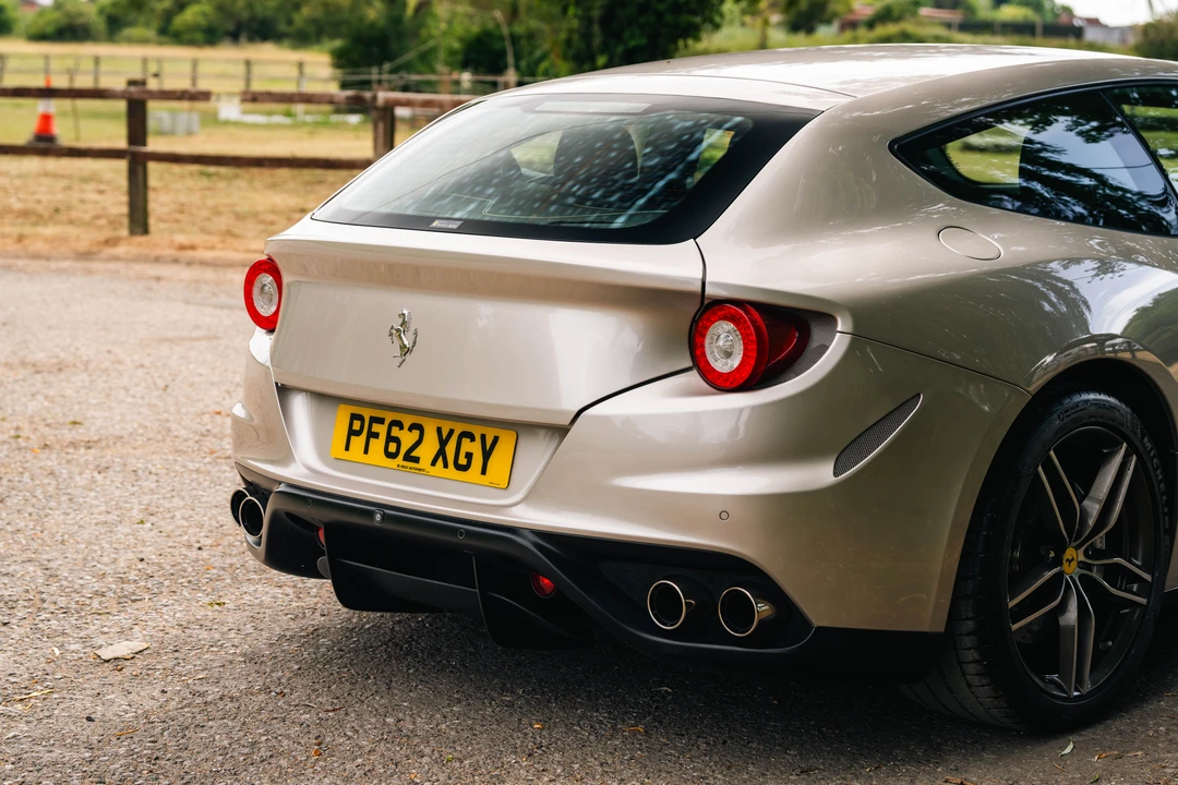 2012 Ferrari FF - Image 25 of 31