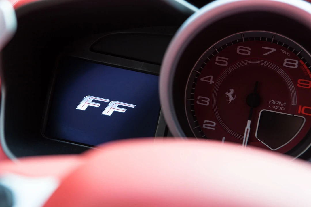 2012 Ferrari FF - Image 12 of 31
