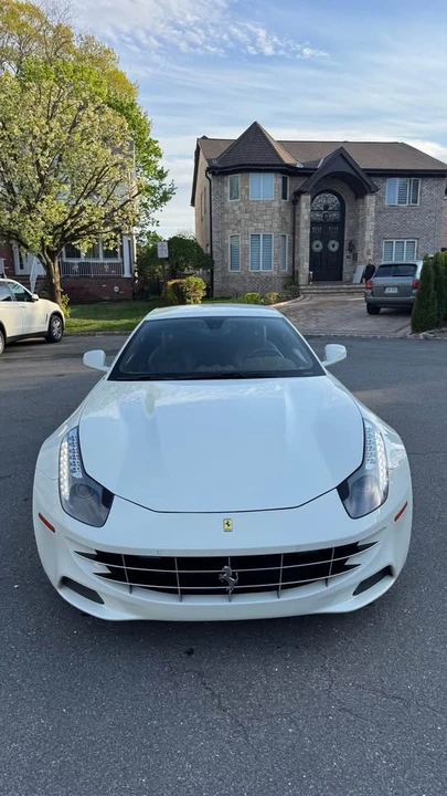 2012 Ferrari FF - Image 7 of 20