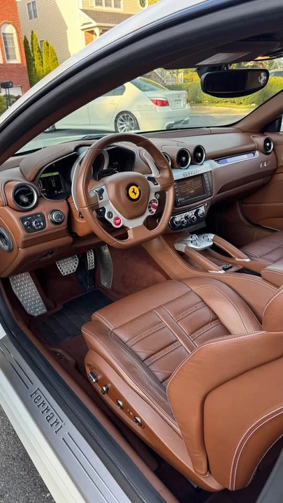 2012 Ferrari FF - Image 16 of 20