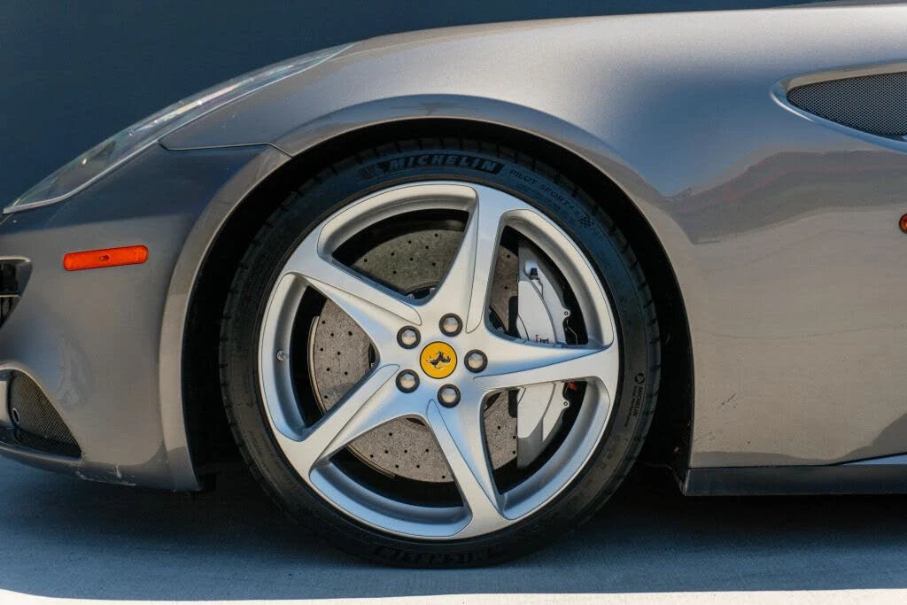 2012 Ferrari FF - Image 18 of 31