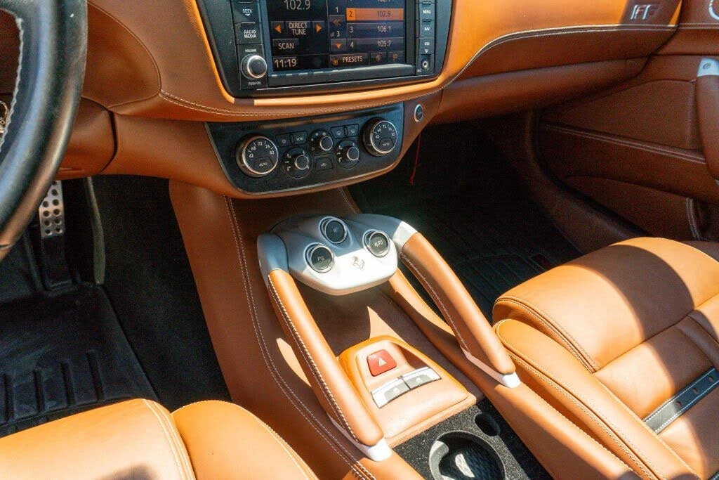 2012 Ferrari FF - Image 15 of 31