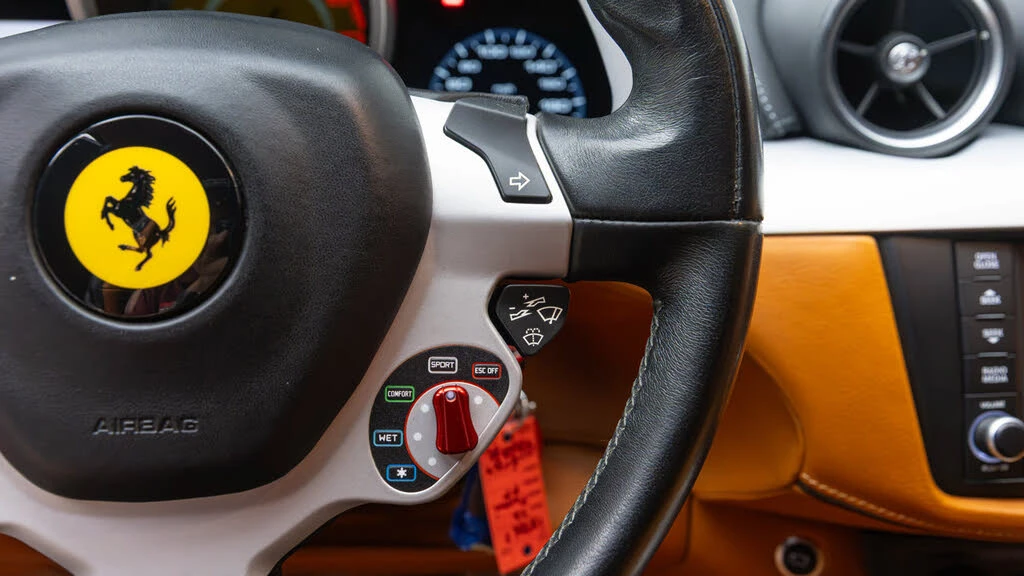 2012 Ferrari FF - Image 21 of 31