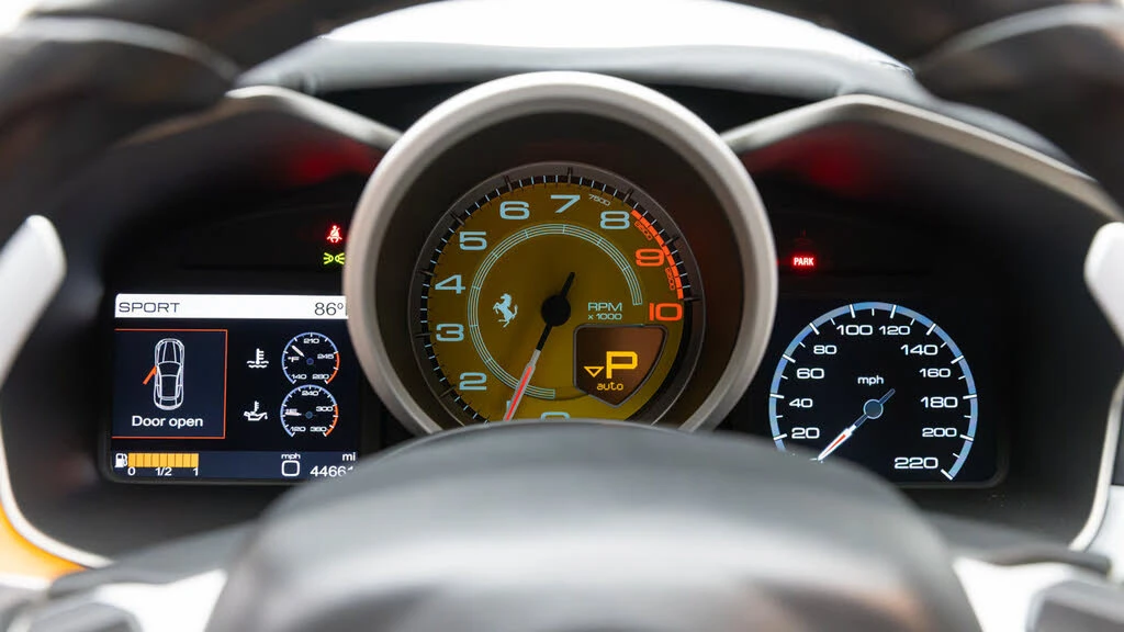 2012 Ferrari FF - Image 22 of 31