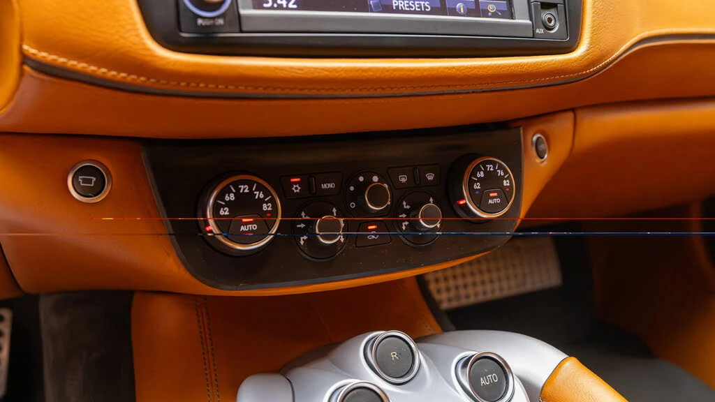2012 Ferrari FF - Image 28 of 31