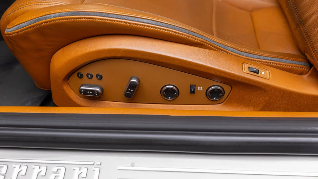 2012 Ferrari FF - Image 16 of 31