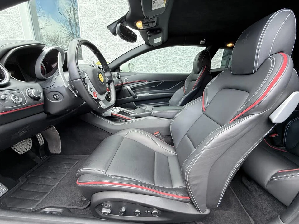 2012 Ferrari FF - Image 13 of 31