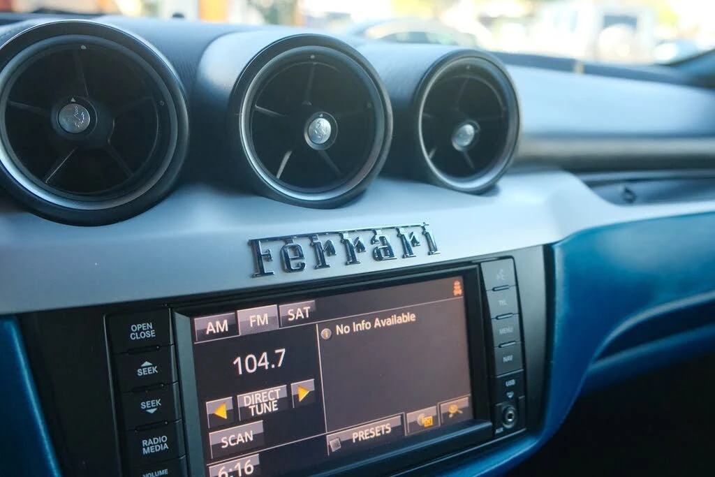 2012 Ferrari FF - Image 18 of 31