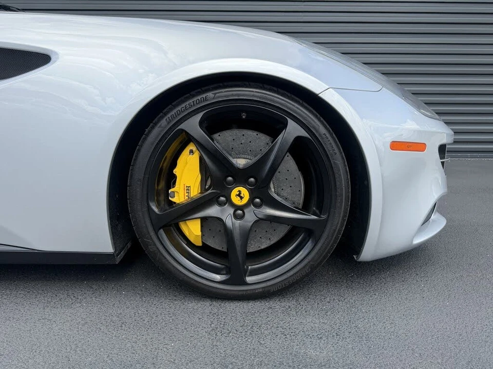 2012 Ferrari FF - Image 13 of 24