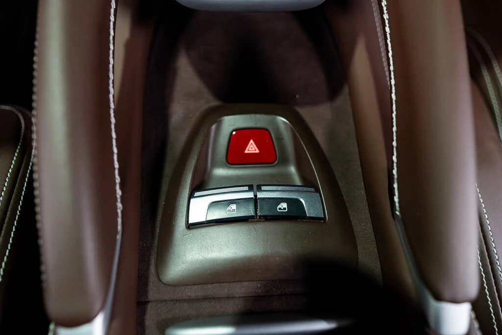 2012 Ferrari FF - Image 24 of 31
