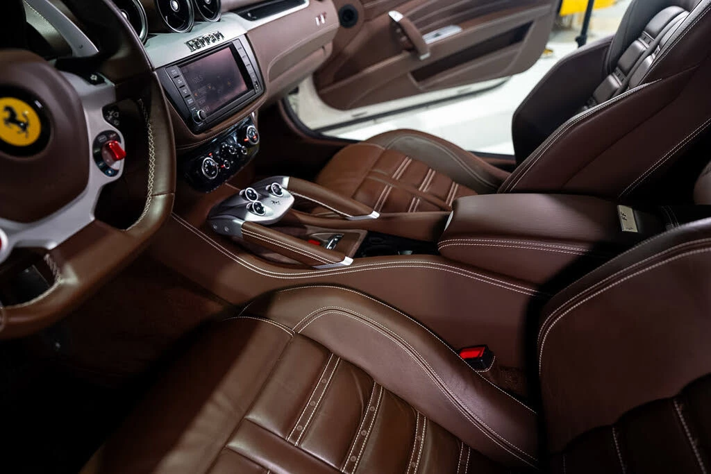 2012 Ferrari FF - Image 26 of 31