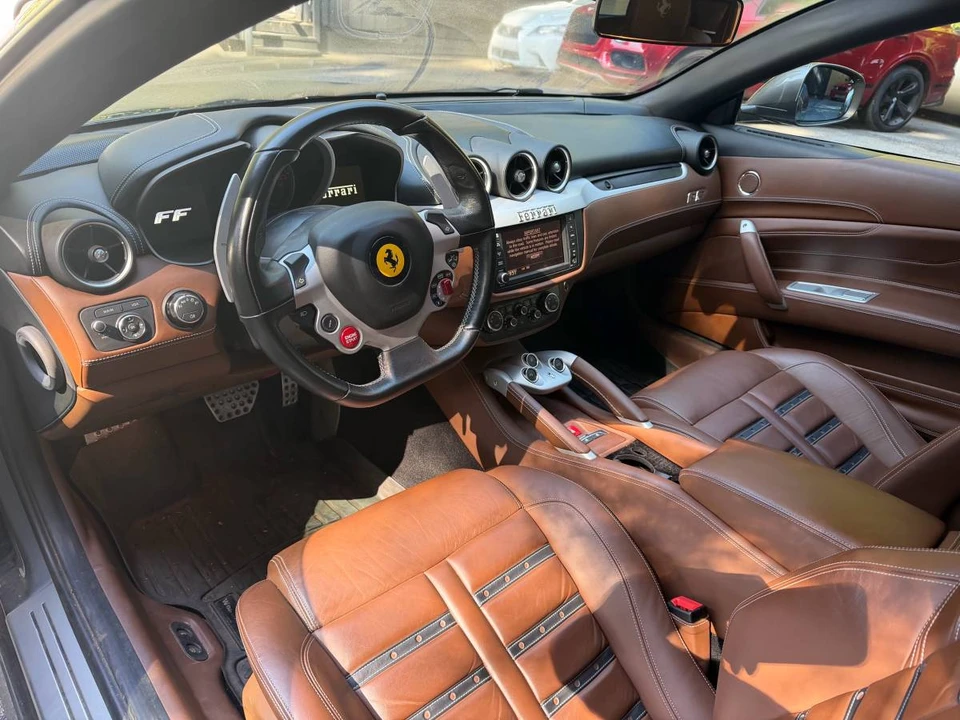 2012 Ferrari FF - Image 10 of 10