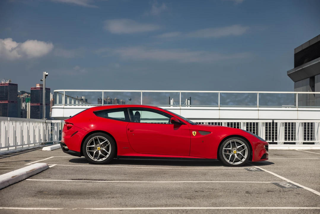2012 Ferrari FF - Image 5 of 31