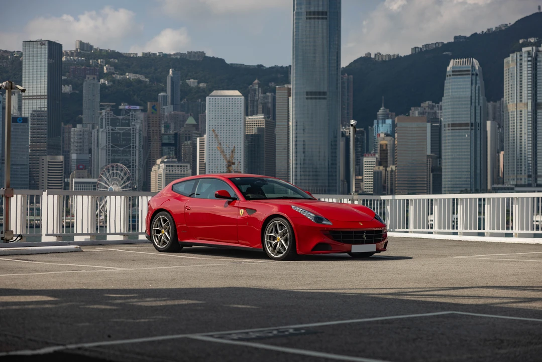 2012 Ferrari FF - Image 9 of 31