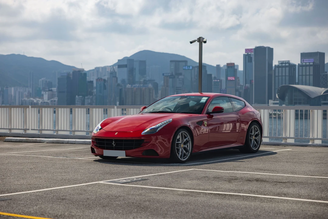 2012 Ferrari FF - Image 3 of 31