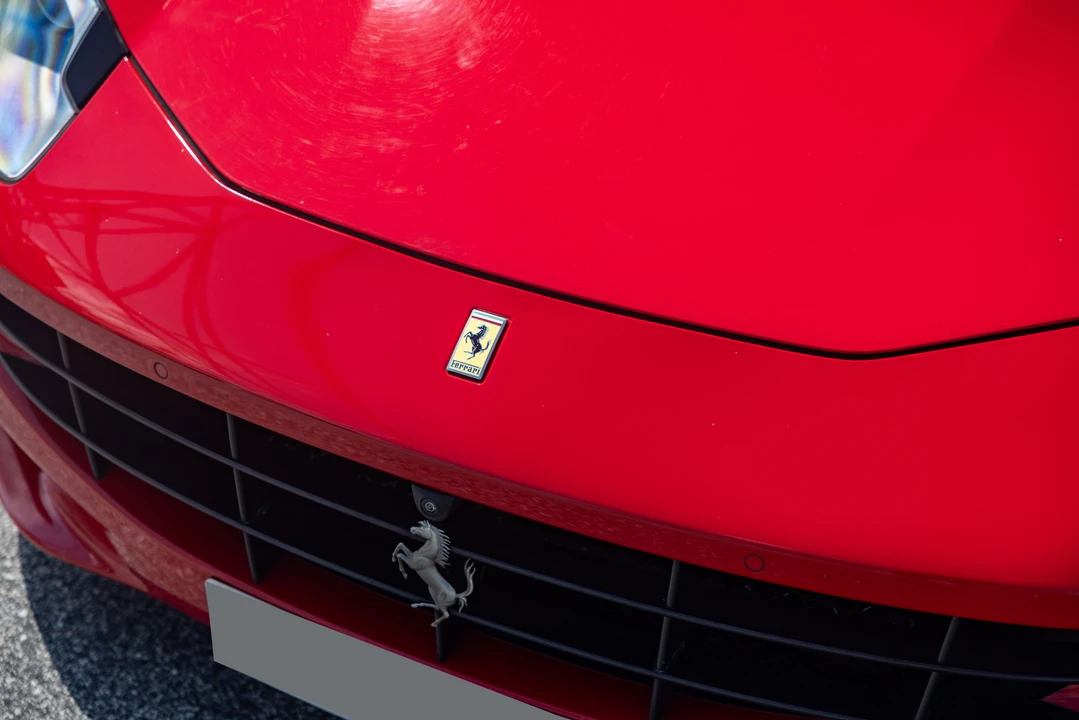 2012 Ferrari FF - Image 16 of 31