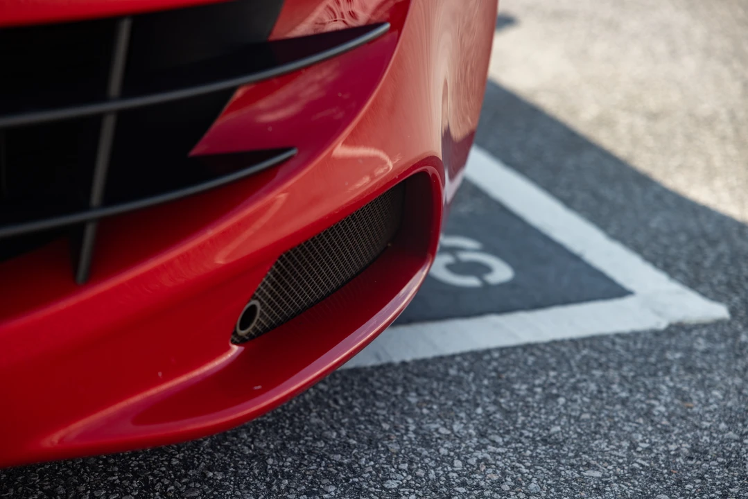 2012 Ferrari FF - Image 22 of 31