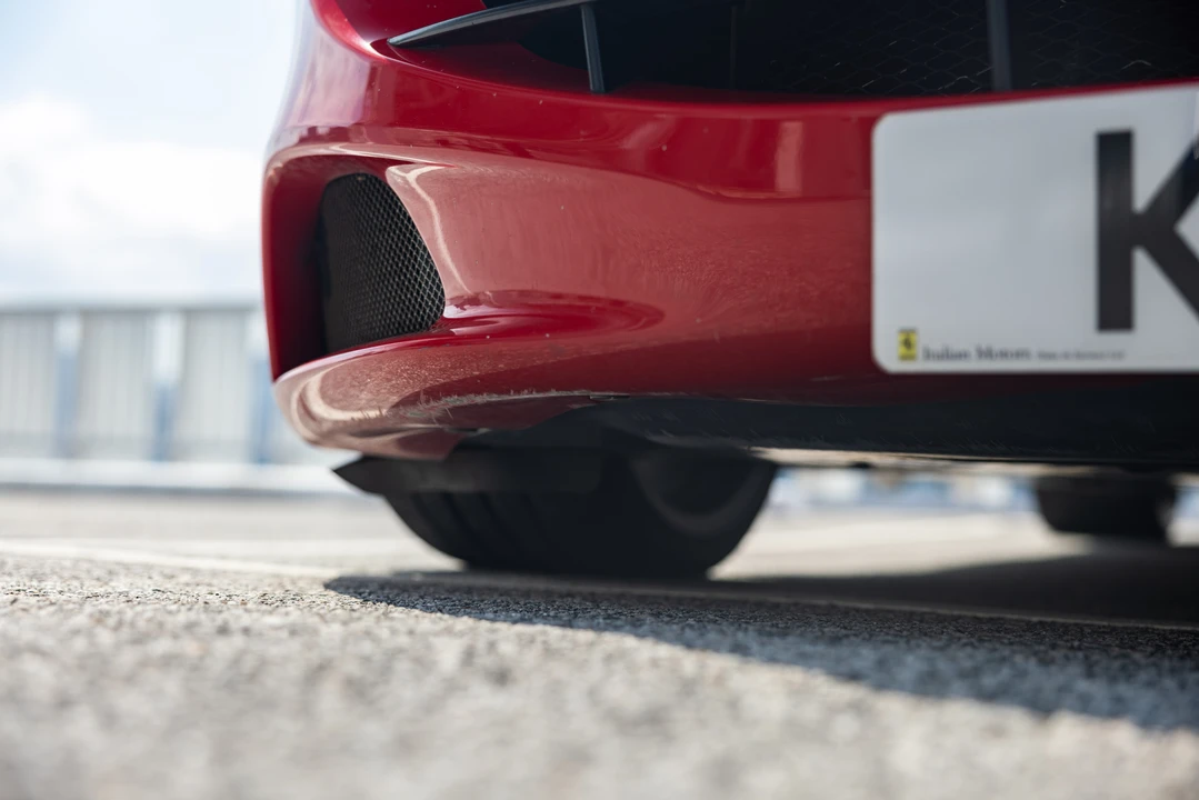 2012 Ferrari FF - Image 25 of 31