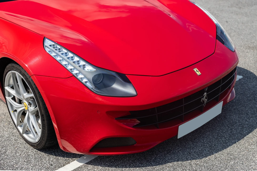 2012 Ferrari FF - Image 27 of 31