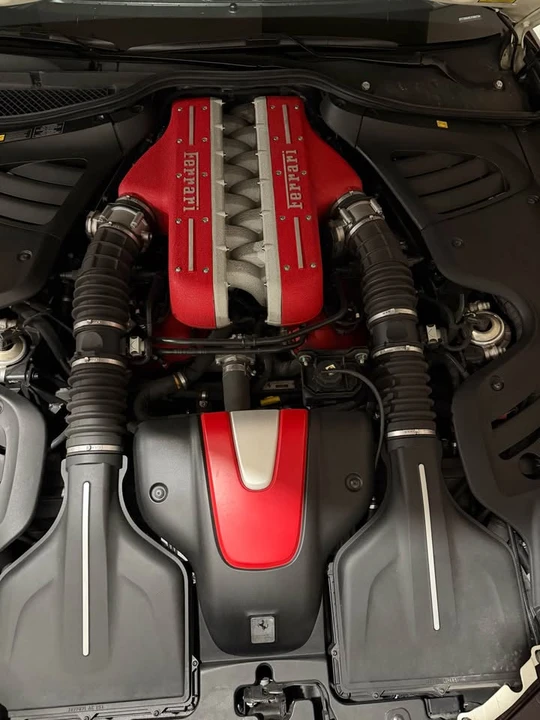 2012 Ferrari FF - Image 2 of 15