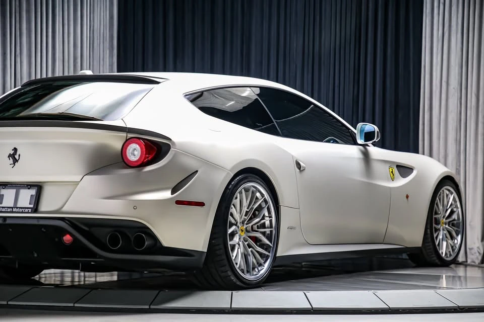 2012 Ferrari FF - Image 11 of 20