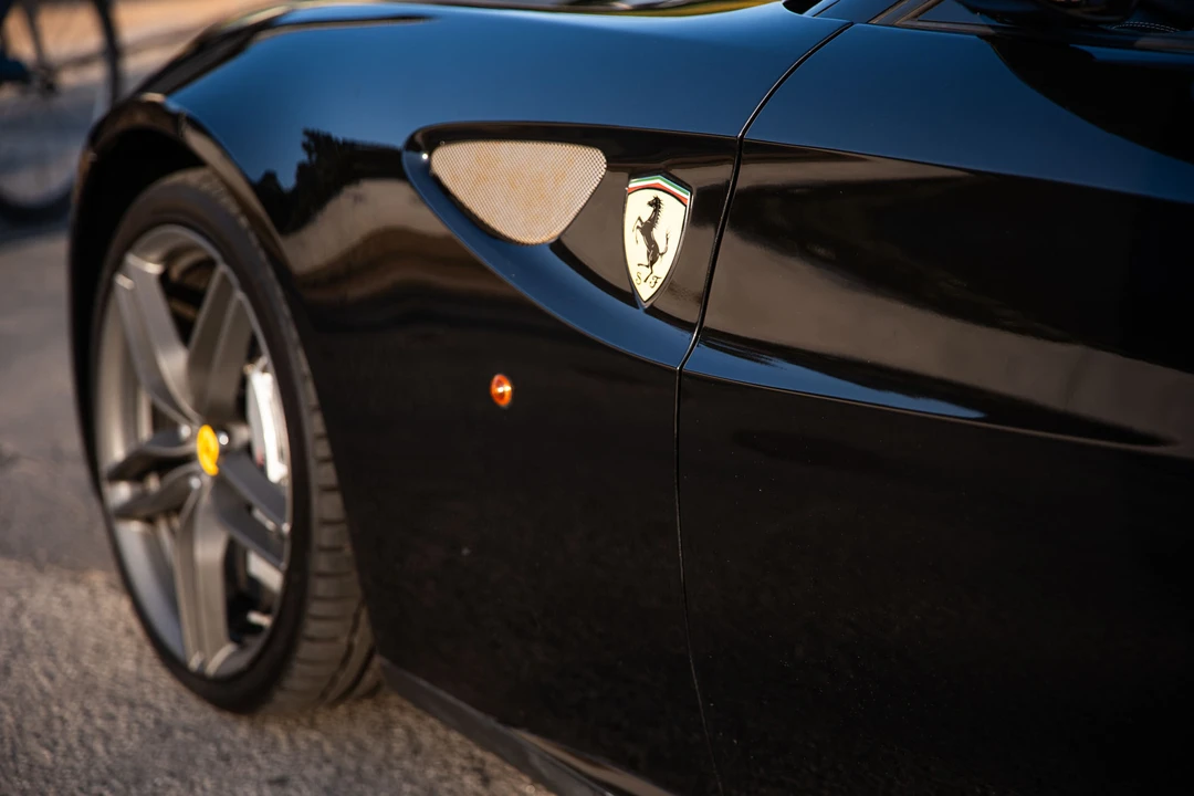 2012 Ferrari FF - Image 25 of 31