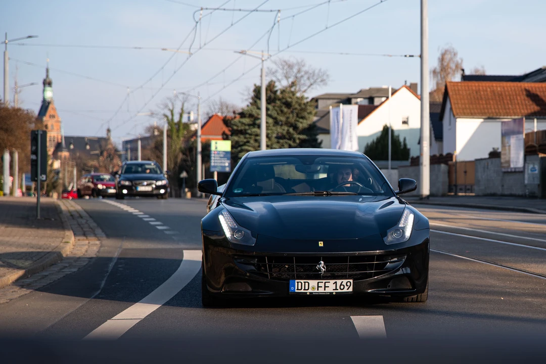 2012 Ferrari FF - Image 7 of 31