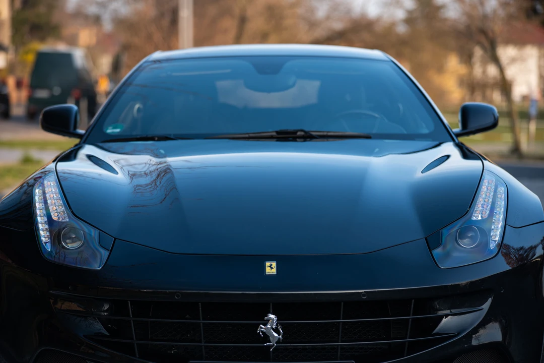 2012 Ferrari FF - Image 16 of 31