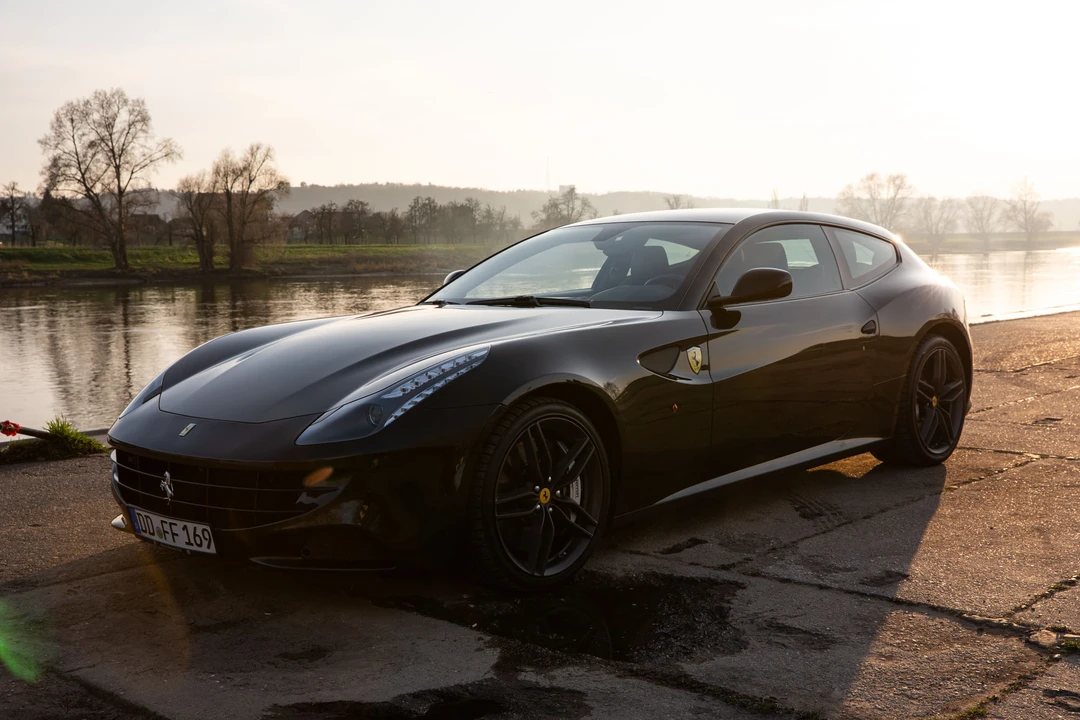 2012 Ferrari FF - Image 12 of 31