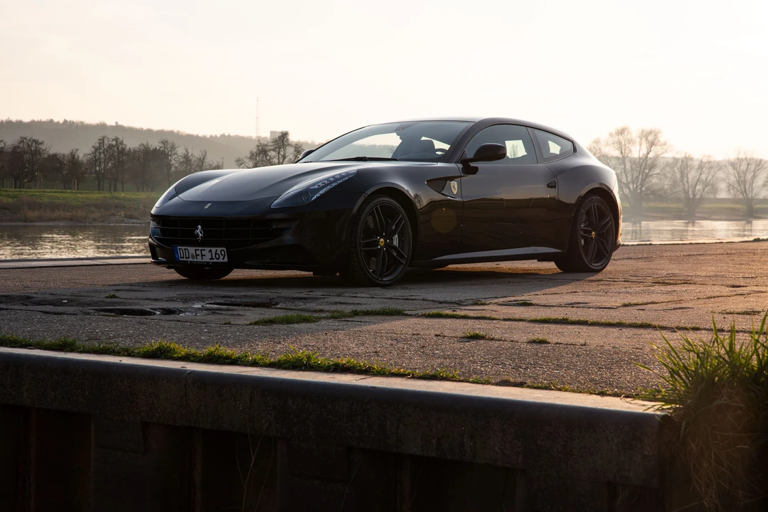2012 Ferrari FF - Image 3 of 31